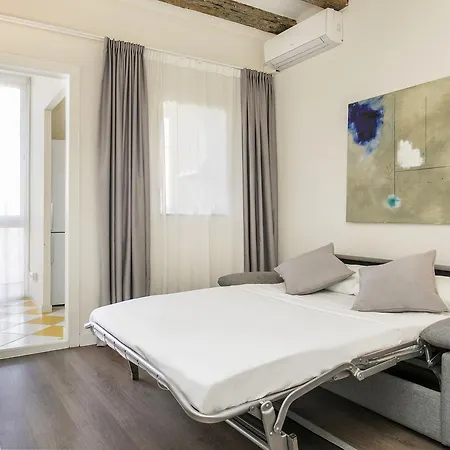 Gracia Blue Suites *